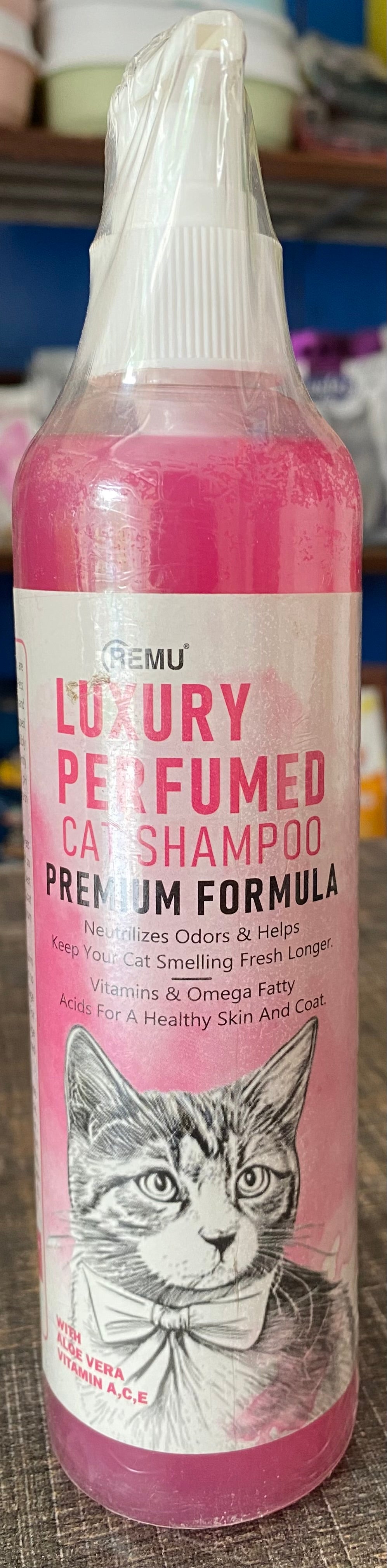 Remu Luxury Perfumed Cat Shampoo [320 ML]